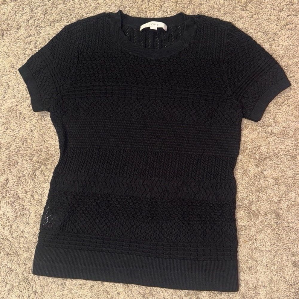 LOFT Black Textured Short Sleeve Top